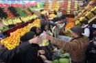 تهرانی‌ها میوه را ۲۸ درصد گران‌تر می‌خرند!